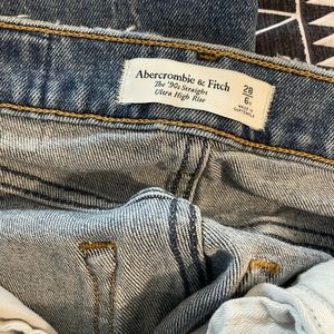 NWOT Abercrombie Jeans